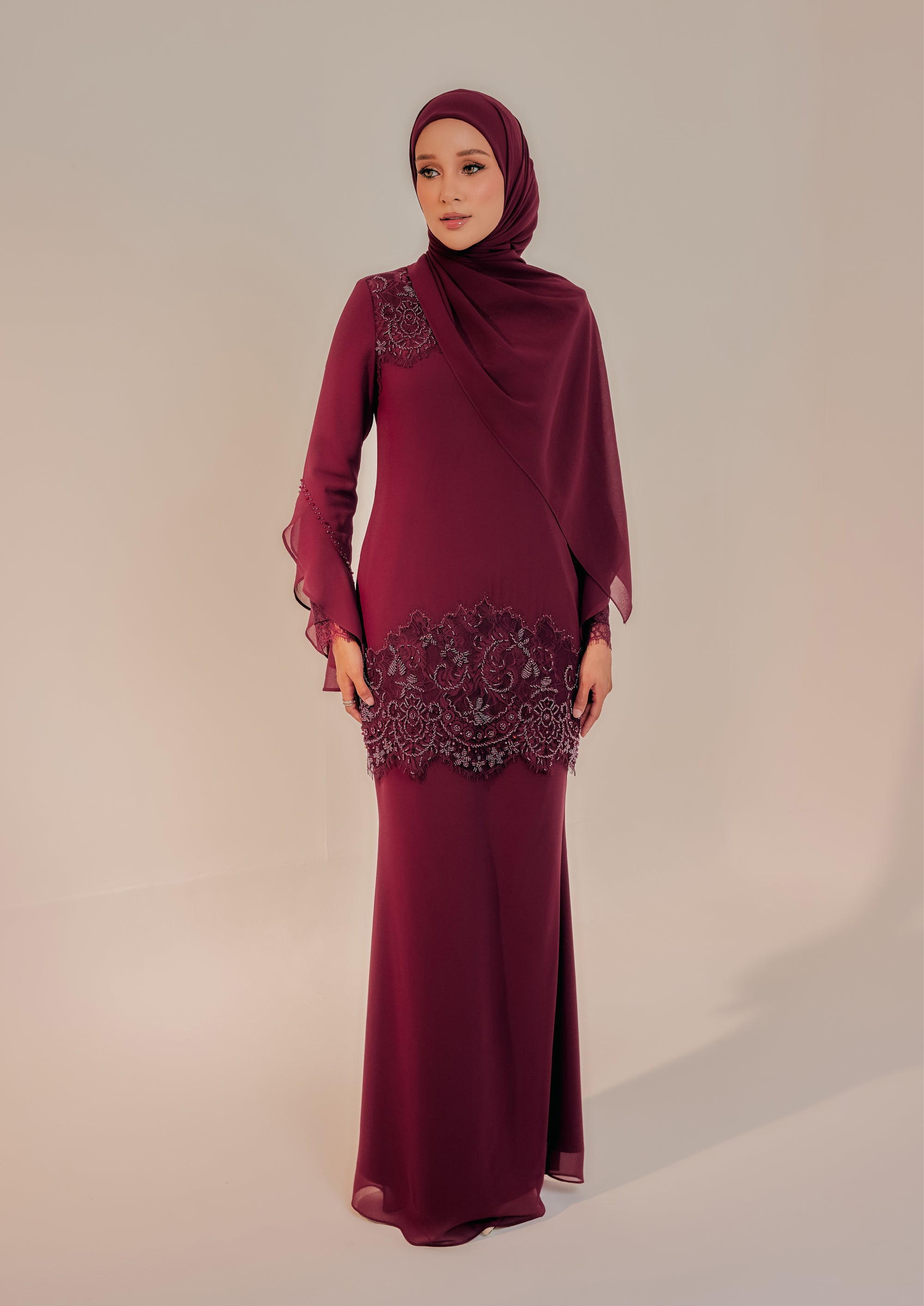 Fiancée Burgundy