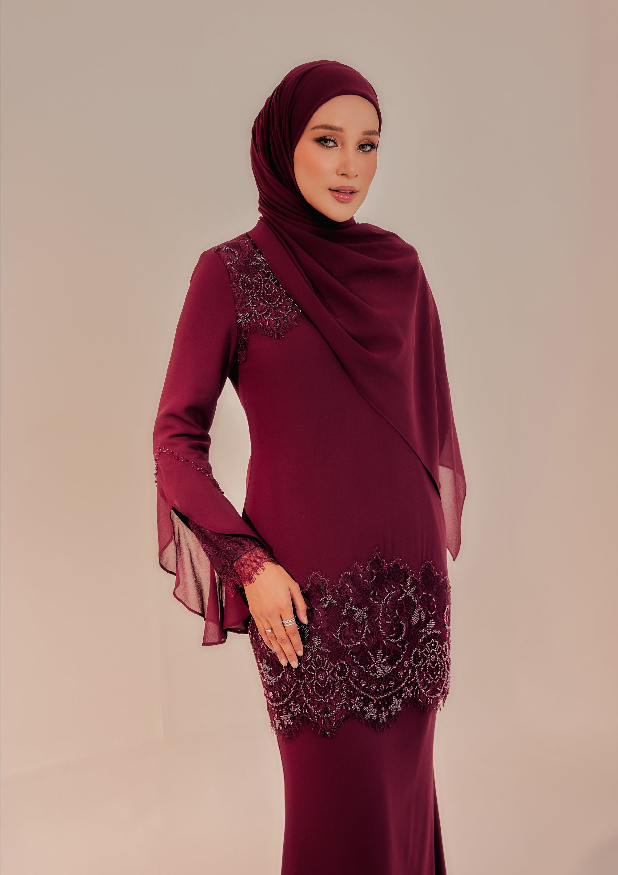 Fiancée Burgundy