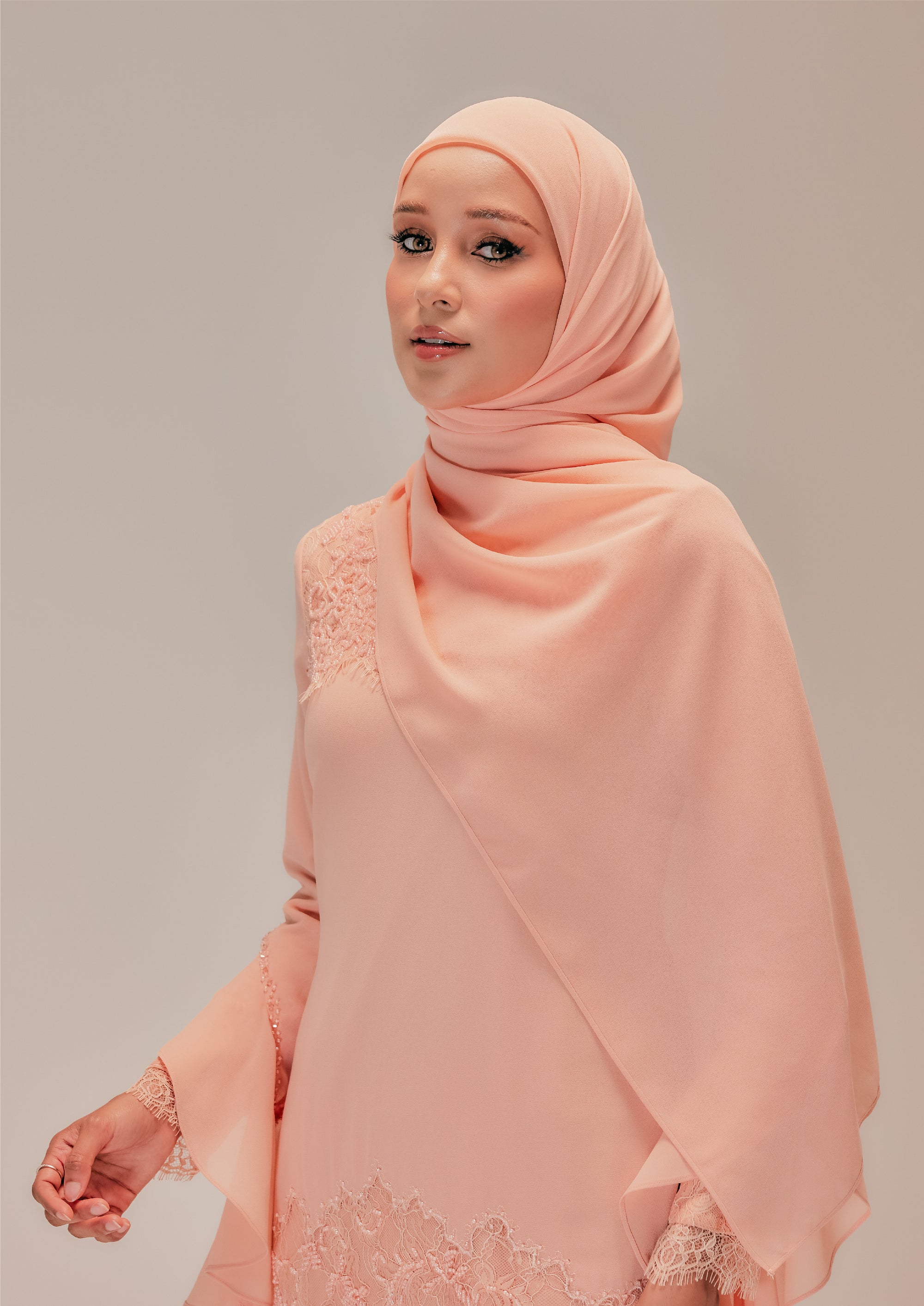 Fiancée Shawl : Peach