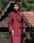 Manis Maroon