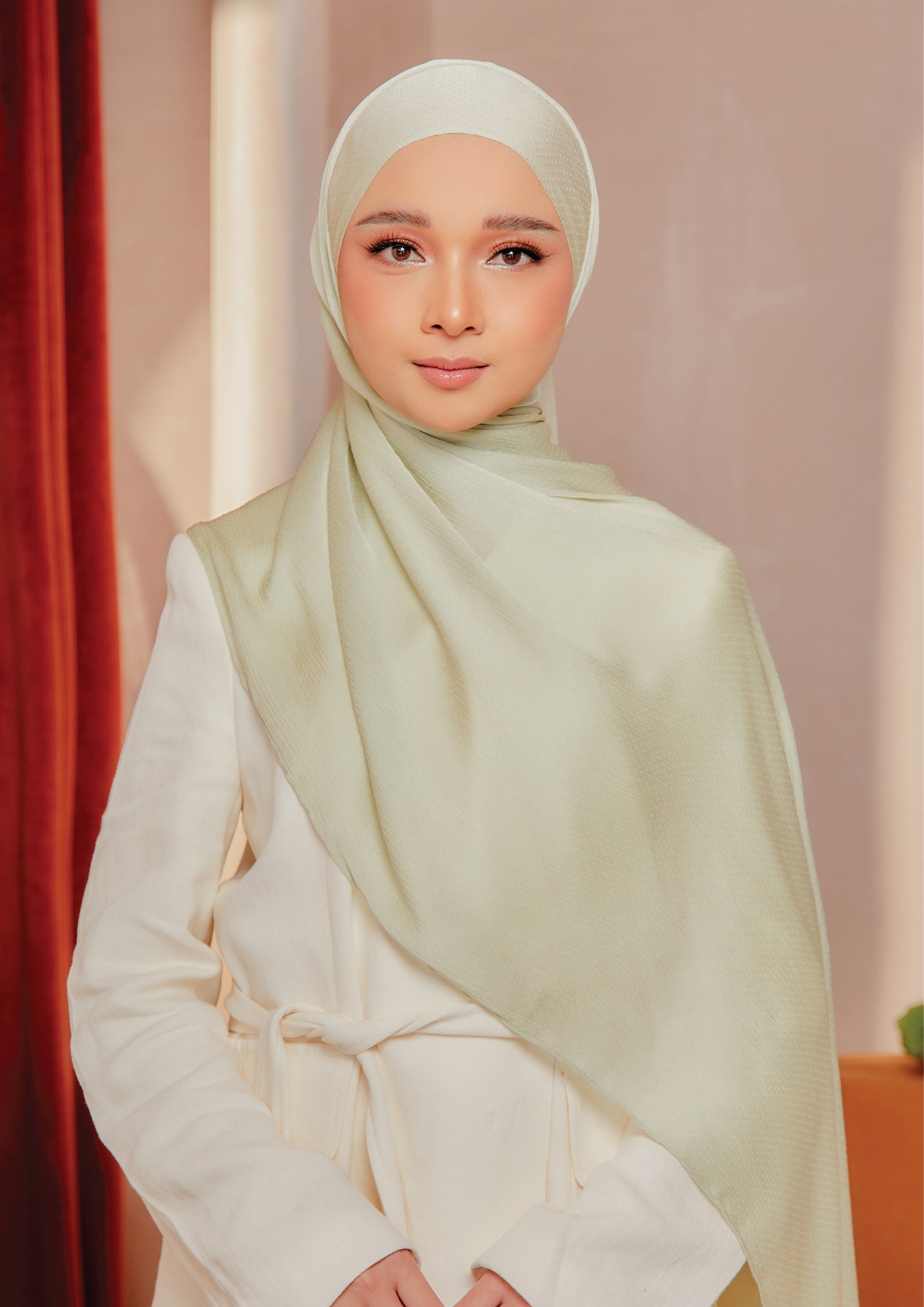 Hana Satin Shawl Pastel Mint