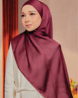 Hana Satin Shawl Plum