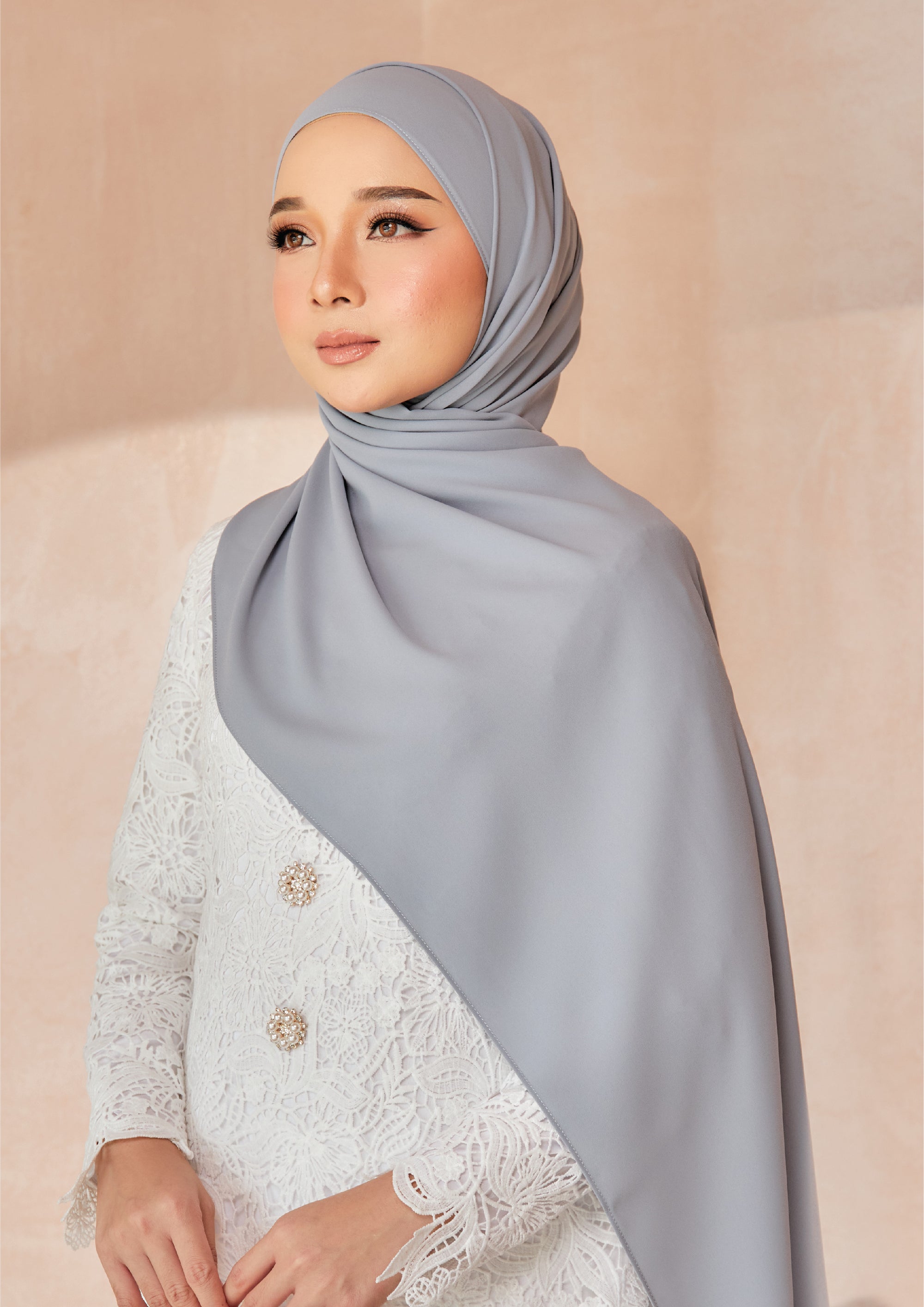 Basic Shawl Bluegrey