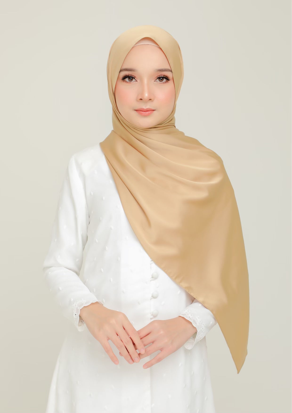 Royal Satin Shawl Tan