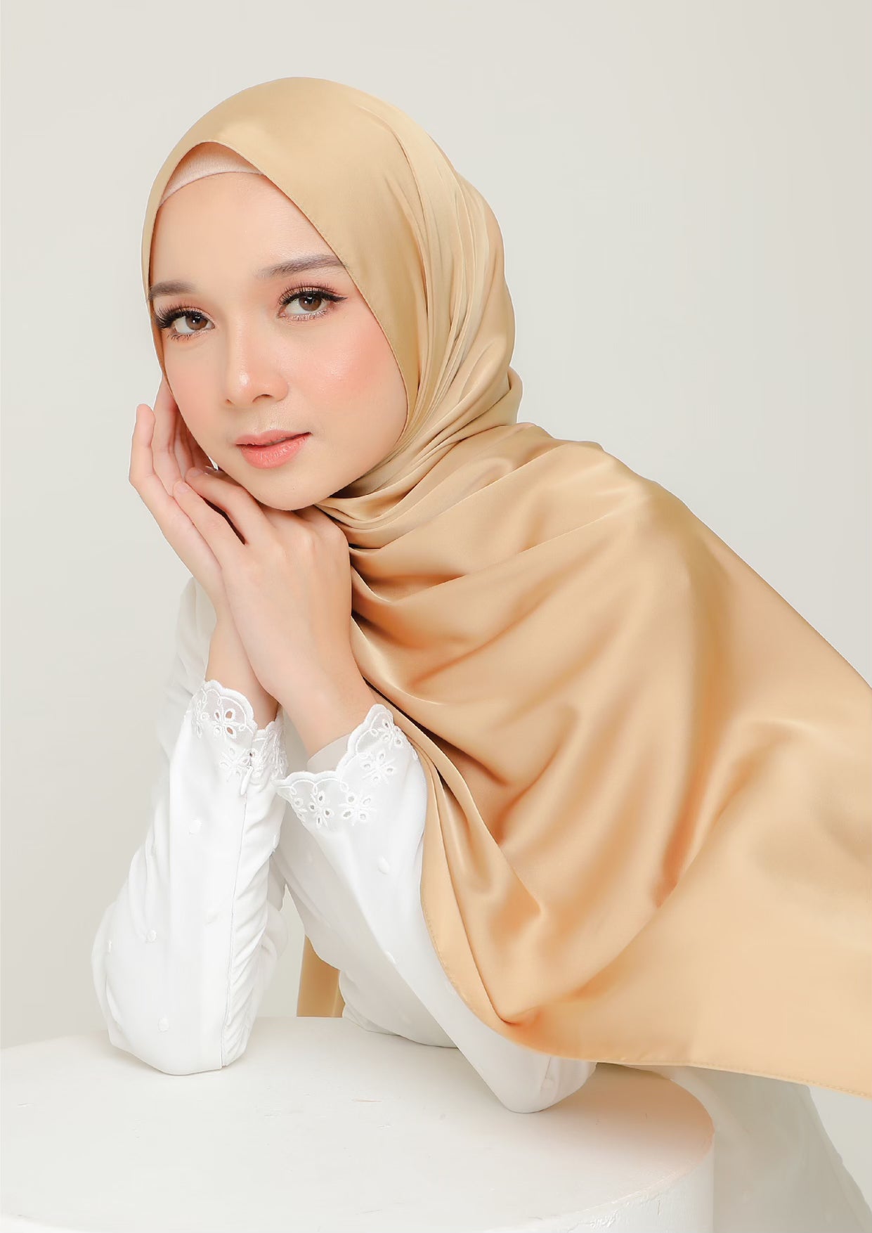 Royal Satin Shawl Tan